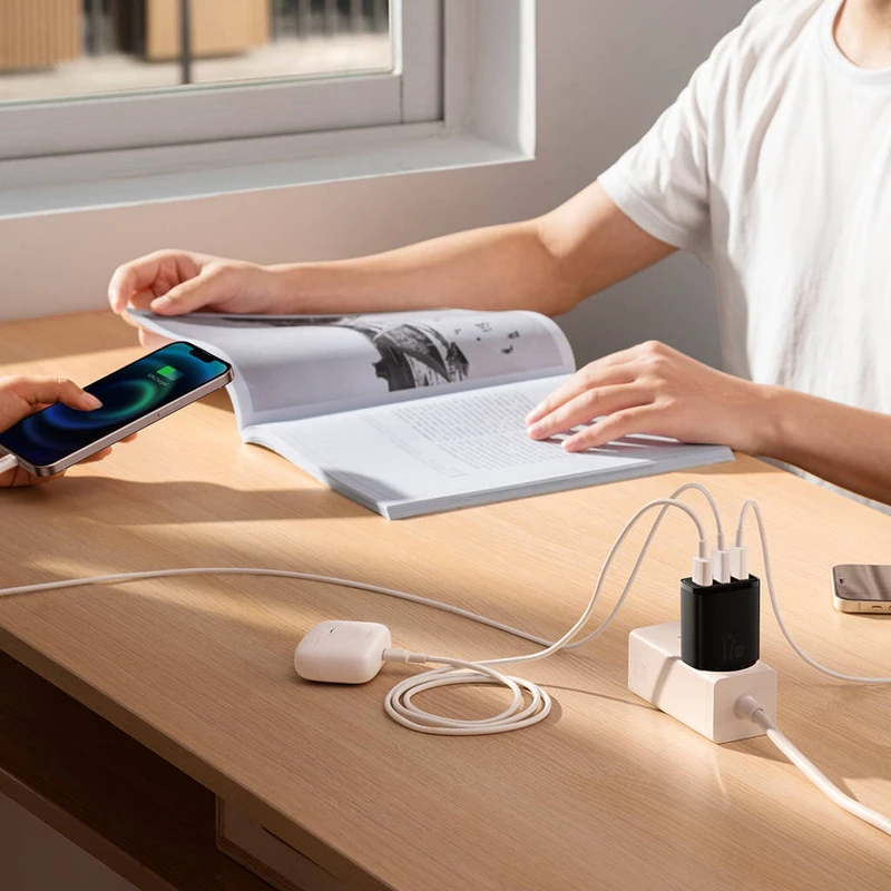 شارژر دیواری باسئوس مدل Compact Charger 3port