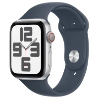 ساعت هوشمند اپل مدل SE 2023 Aluminum Case 40mm، مناسب برای ورزش، روزمره، دارای قابلیت‌های صفحه نمایش رنگی و لمسی، قابلیت مکالمه مستقیم، قابلیت مکالمه از طریق بلوتوث، بند سیلیکون، فرم صفحه مستطیل، فناوری GPS، با حافظه داخلی 32 گیگابایت